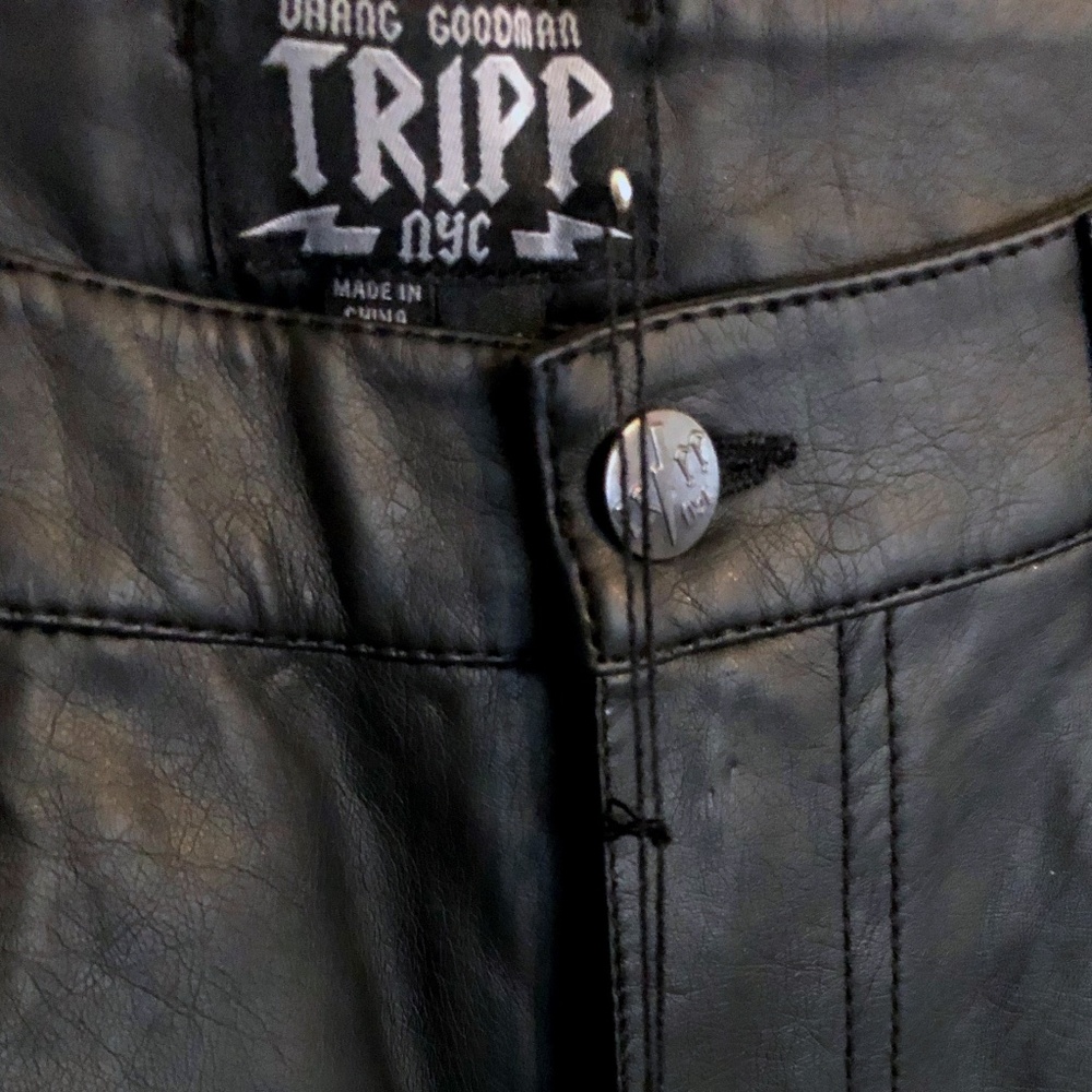 New Tripp NYC Black Pleather Skinny Pant (size 27)